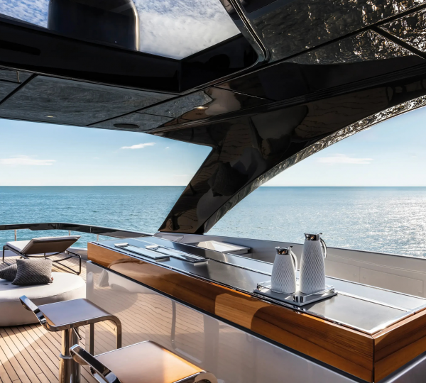 Opendeck Bar Area