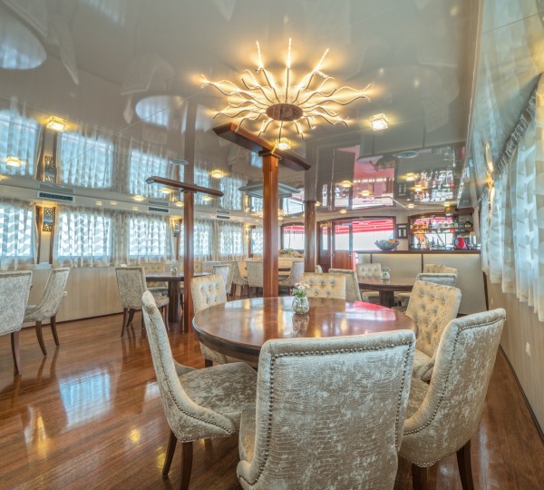 Main Salon Dining Room