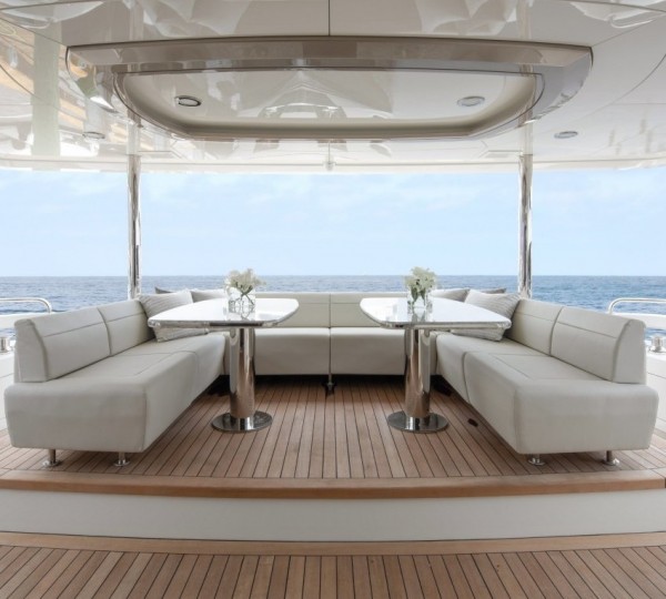 Main Deck Aft Dining