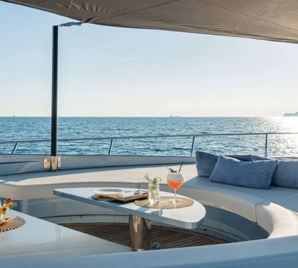 Exterior Relaxation Area