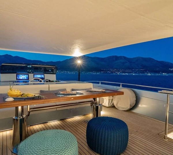 Exterior Relaxation Area With Dining