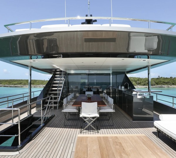 Upper Deck Aft Dining