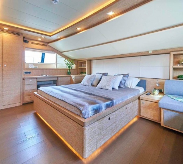 Master Stateroom 01
