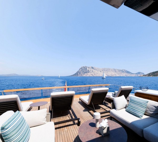 Exterior Relaxation Area