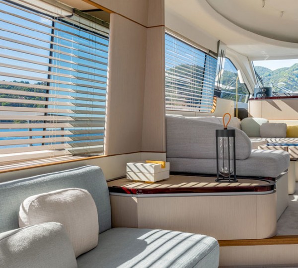 Main Salon View Forward