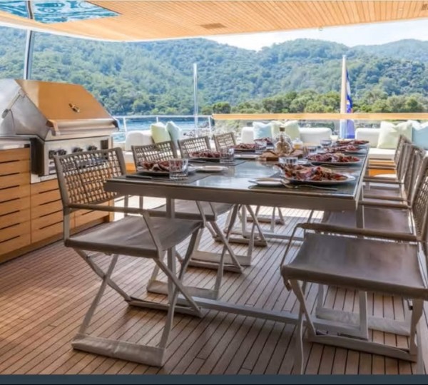 Exterior Dining Area