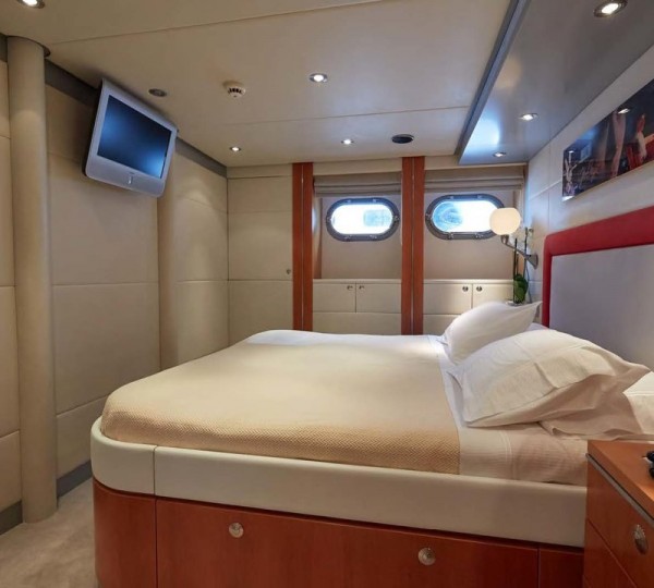 Double Cabin