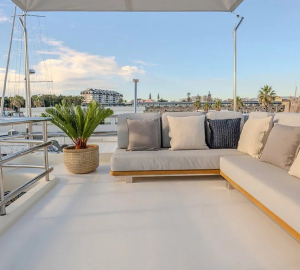 Sun Deck Seating
