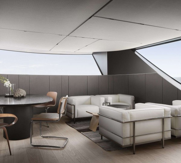 Saloon Seating And Dining