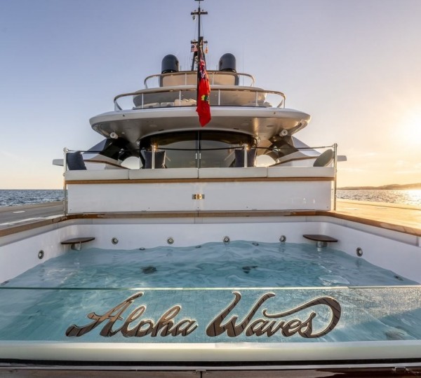 Exterior Sunbathing Area