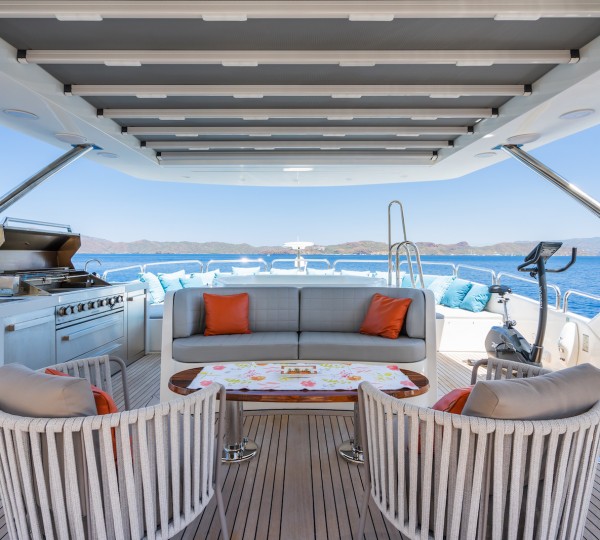 Sun Deck Seating