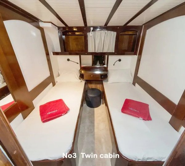 Twin Cabin