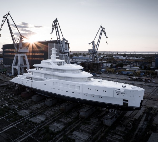 Luxury Yacht AMELS 8002