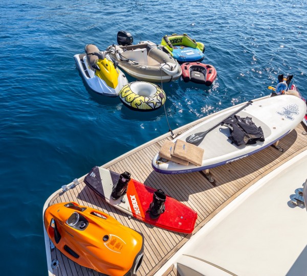 Swim Platform With Toys