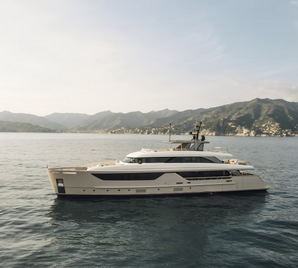 Luxury Yacht ANDIAMO