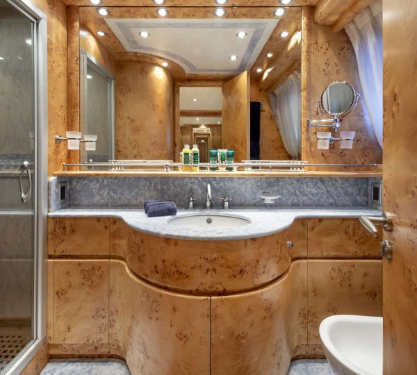 Master Ensuite