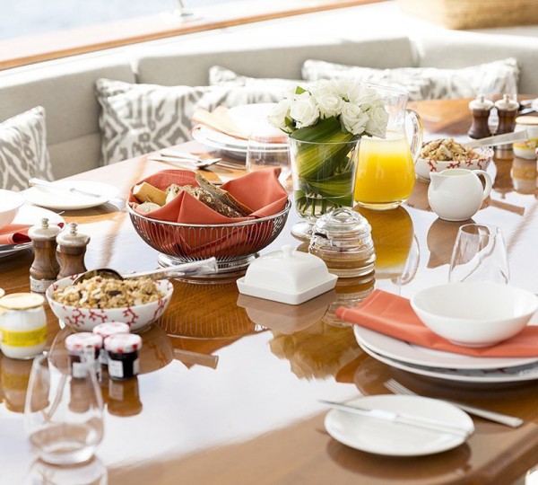 AROHA Exterior - Dining