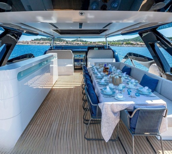 Exterior Dining Area