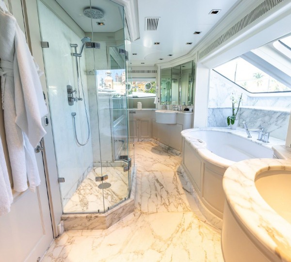 Master Ensuite