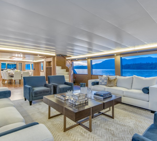 Main Salon View Forward