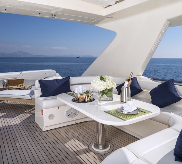 Sun Deck Seating