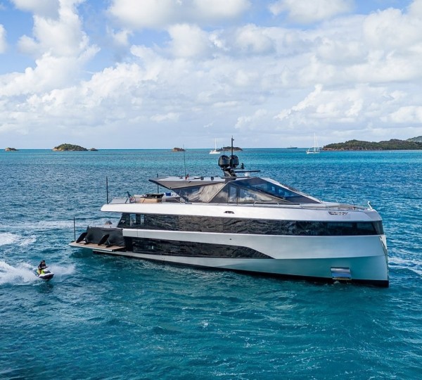 Superyacht BAD MUTHA