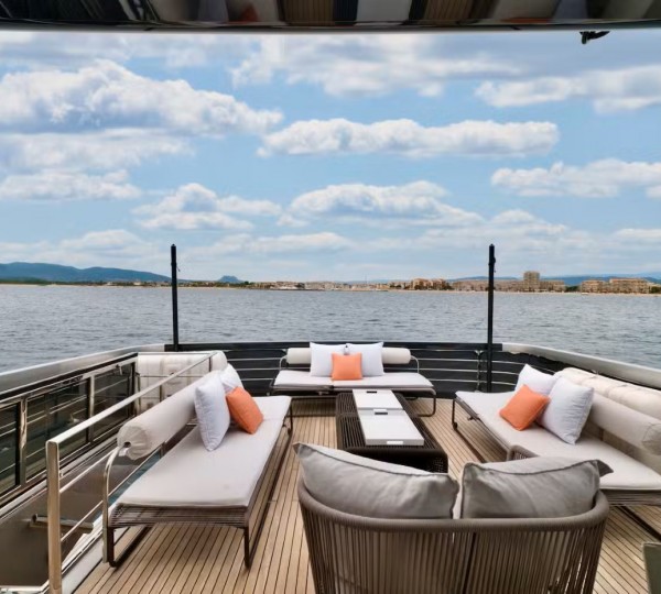 Exterior Relaxation Area