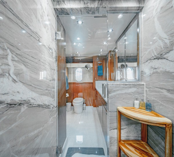 Master Ensuite Bathroom
