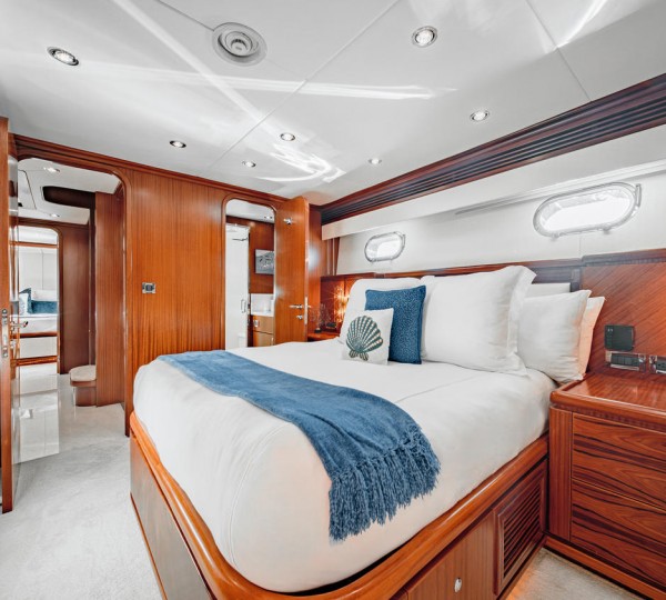 Queen Guest Cabin