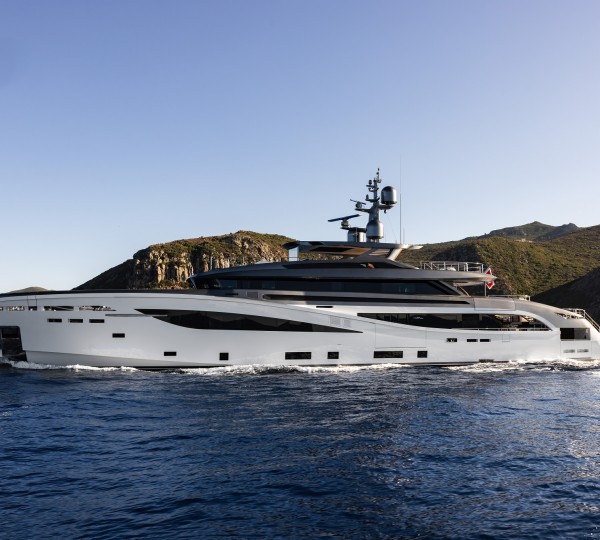 Superyacht BEL 1