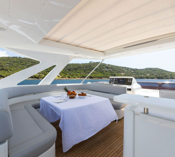 Opendeck Relaxation Area