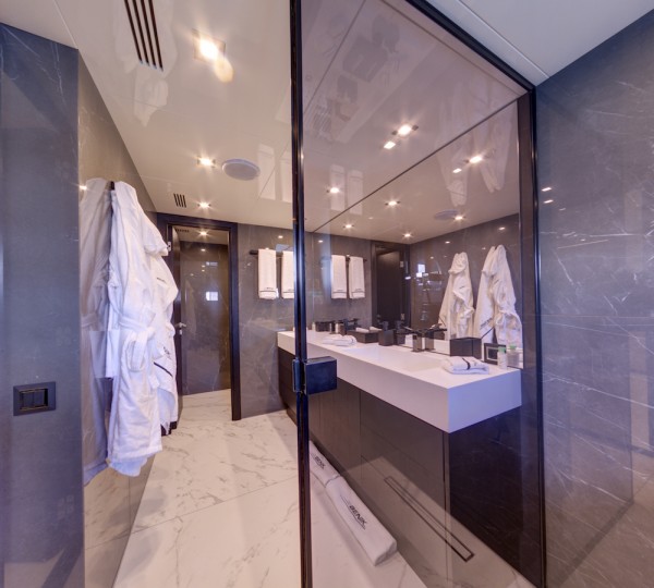 Master Ensuite