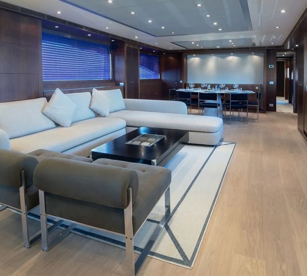 Main Salon View Forward