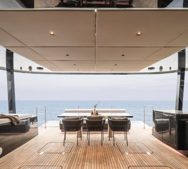 Exterior Dining Area