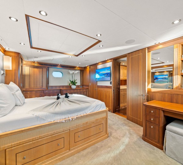 Double Cabin