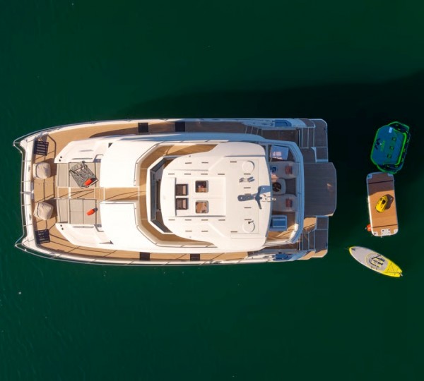 Playzone Area With Water Toys 02