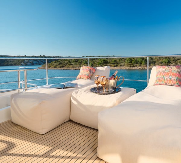 Exterior Relaxation Area