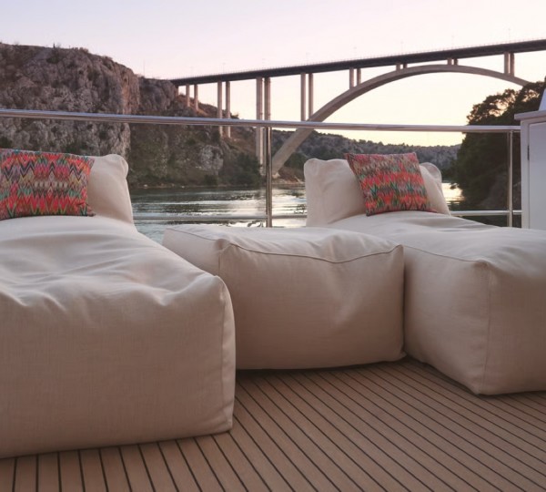 Exterior Relaxation Area