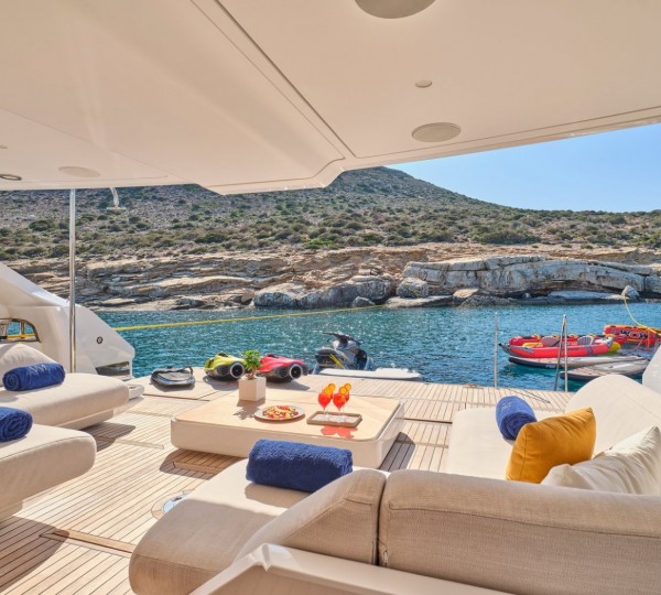 Exterior Relaxation Area