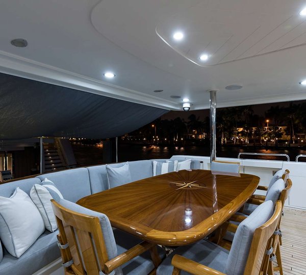 Aft Deck Seating