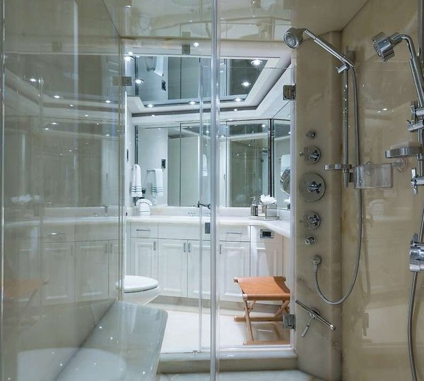 Master Ensuite Bathroom