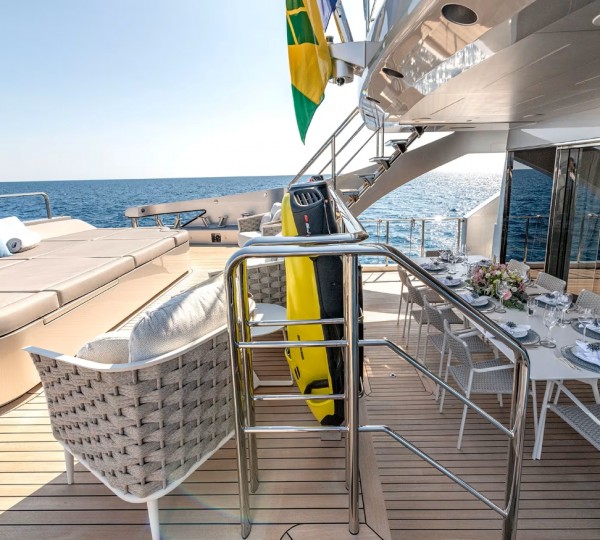 Exterior Relaxation Area With Dining