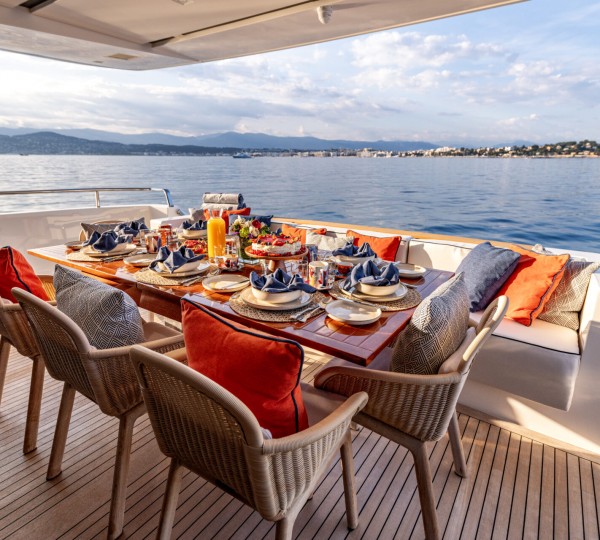 Al Fresco Dining Area