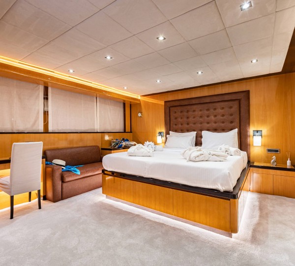 Master suite alternative view