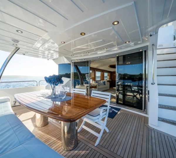 Exterior Relaxation Area With Dining