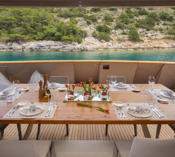 Exterior Dining Area