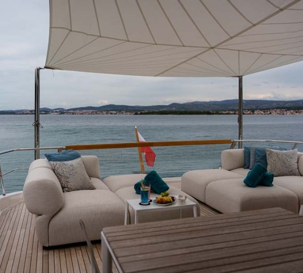 Aft Deck Seating