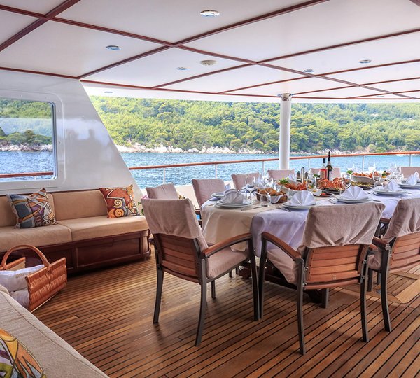 Alfresco Dining Area