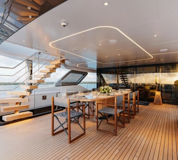 Exterior Dining Area