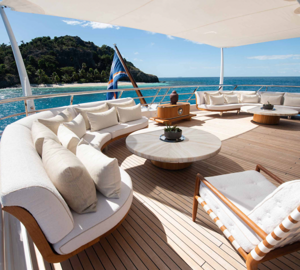 Aft Deck Seating